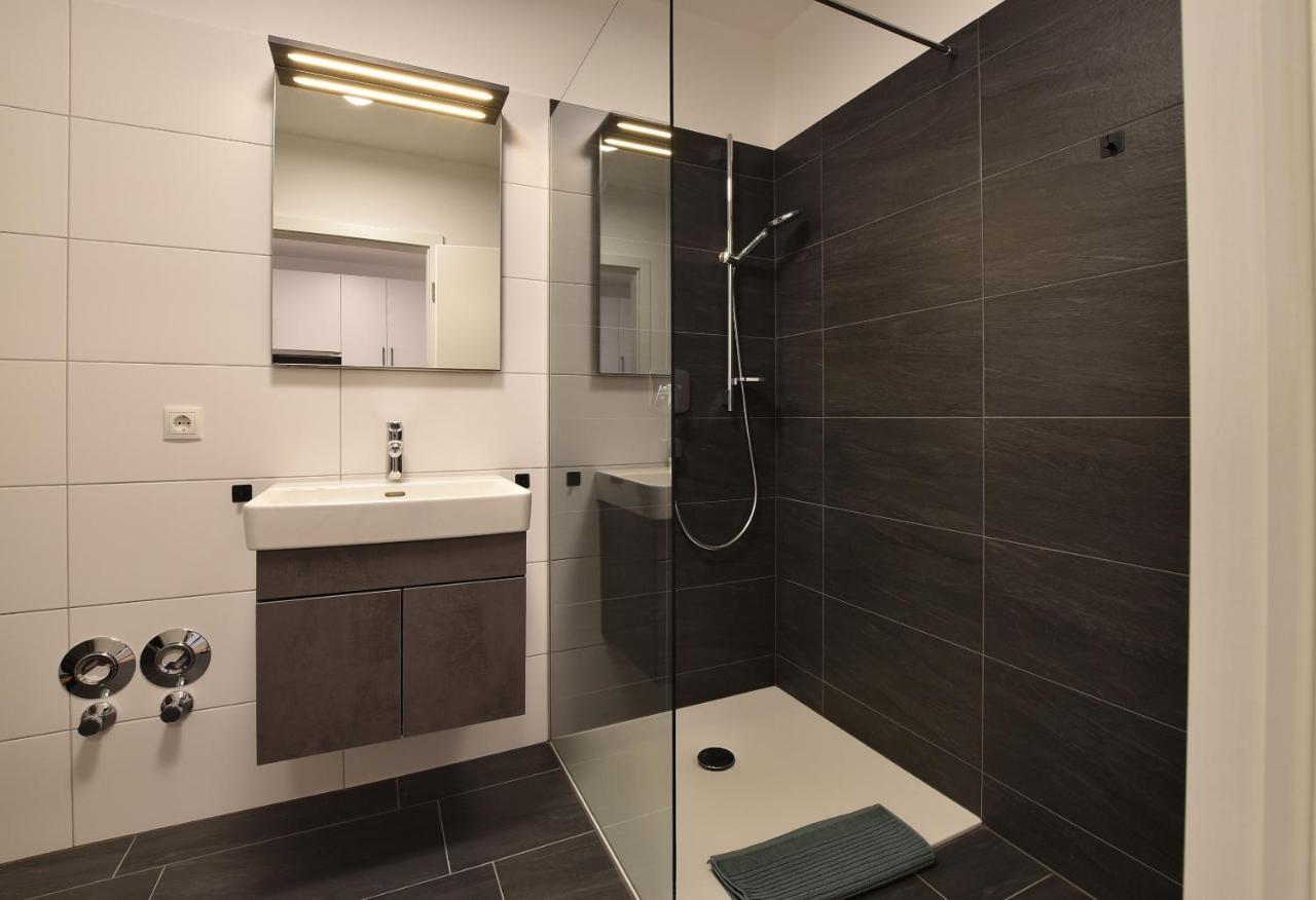 Myquartier Central City Suites Инсбрук Экстерьер фото